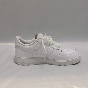 NIKE Air Force 1 ‘07